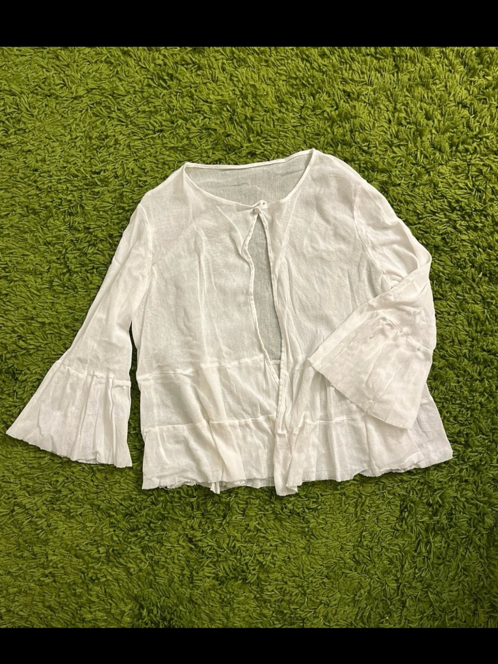 🍀 FREE when bundle 🍀 Stretch mesh cardigan size S to M
